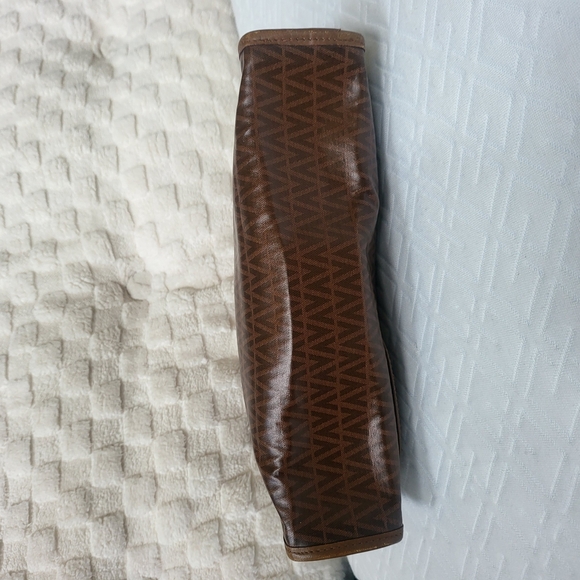 Mario Valentino Brown Leather Clutch with Textured Finish - Picture 6 of 12